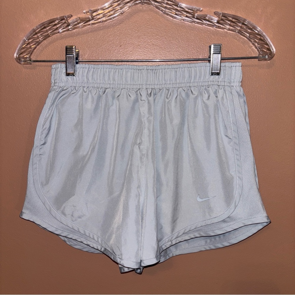 Nike Dri Fit Running Shorts Womens SMALL Dry Tempo Inner Lined Light Blue